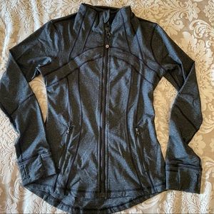 Lululemon Full Zip Active Wear - Size 6